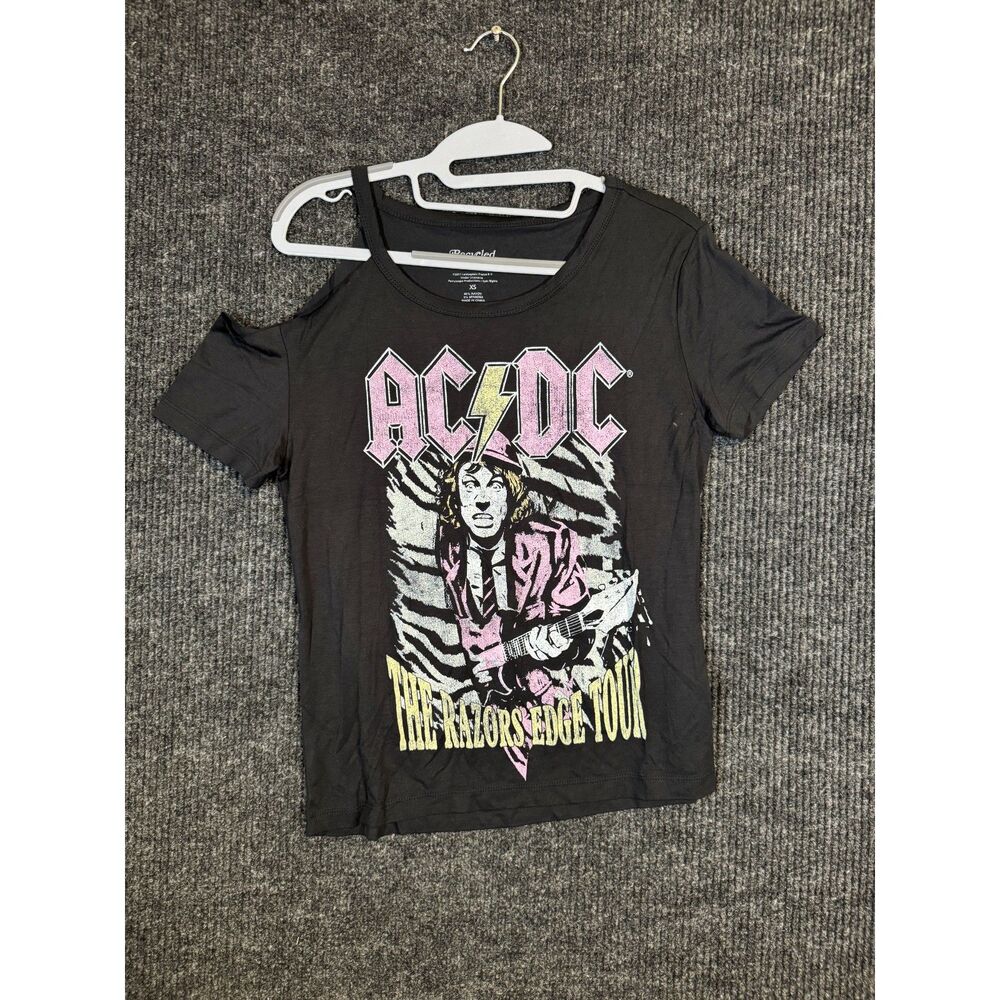 Recycled Karma ACDC Razors Edge Tour Cold Shoulder Tee Size XS